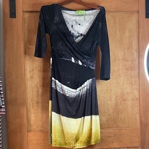 Chic Black and Yellow Long Sleeve Dress